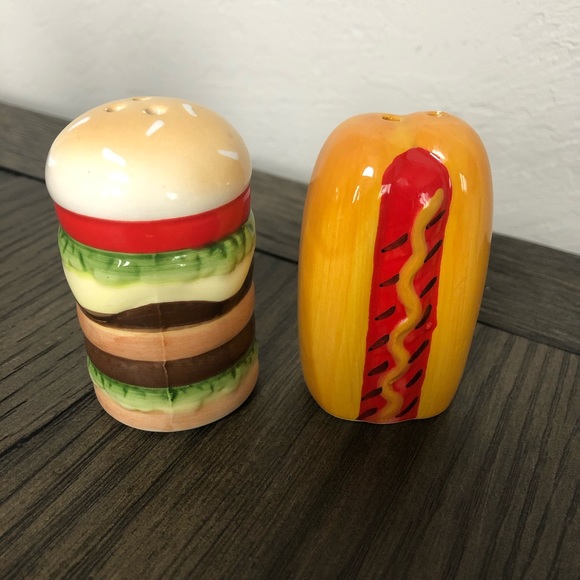 Other - Hamburger & hot dog salt and pepper shakers